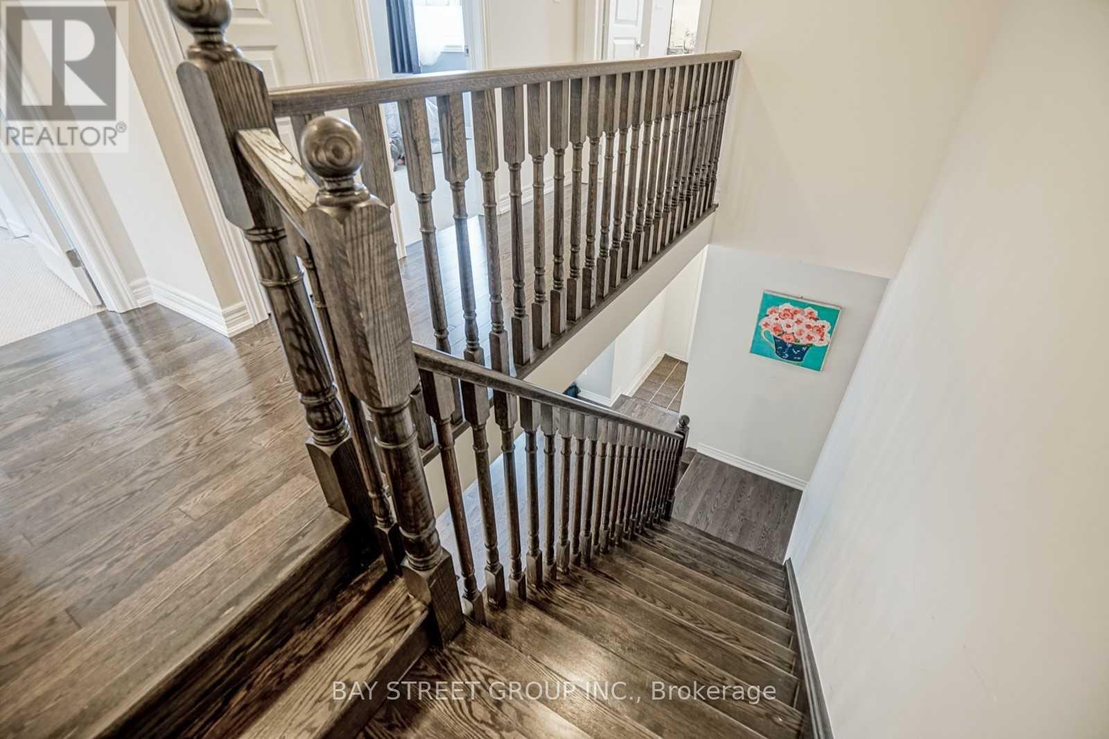 24 Plantain Lane, Richmond Hill, Ontario  L4E 1B9 - Photo 17 - N12690382