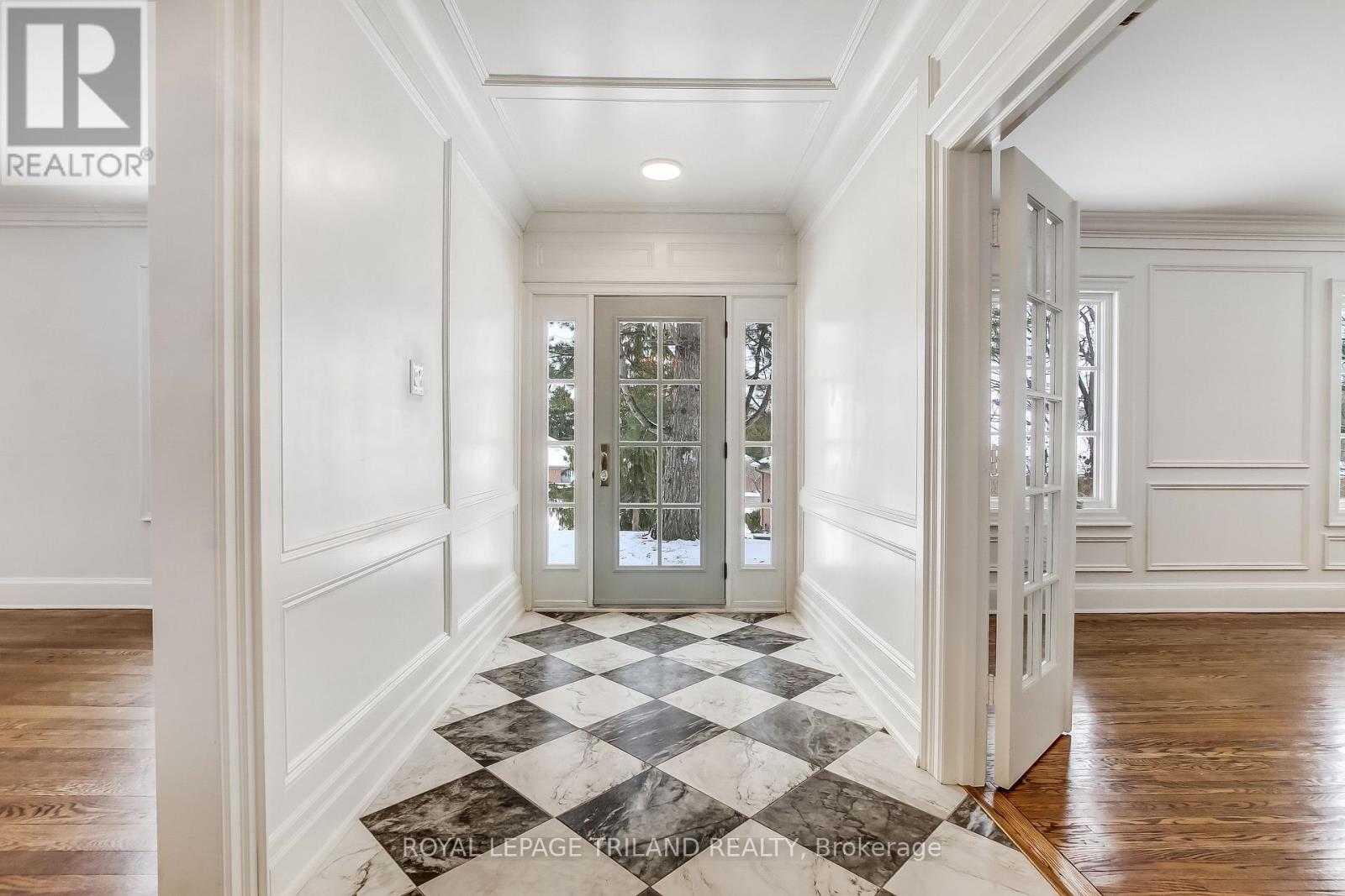 Photo 11 of 49 for 1965 Highland Heights