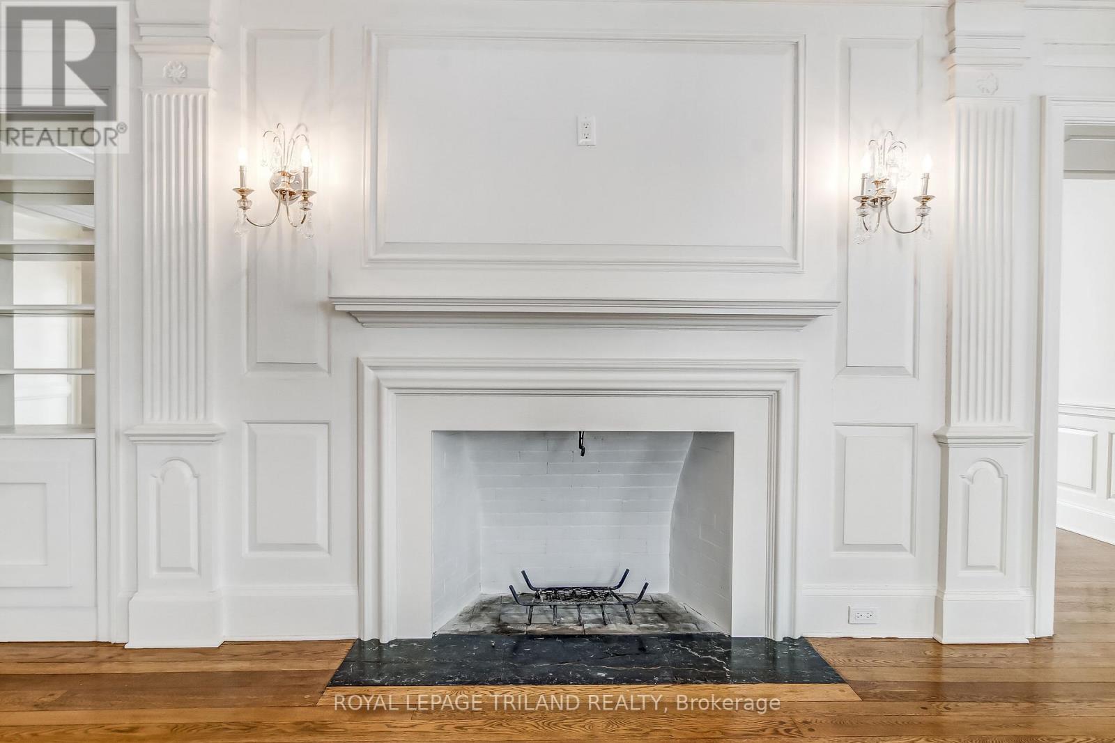 Photo 22 of 49 for 1965 Highland Heights