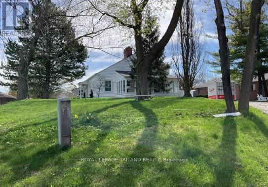 Photo 9 of 49 for 1965 Highland Heights