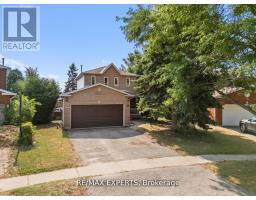 11 PENTON DRIVE, Barrie, Ontario