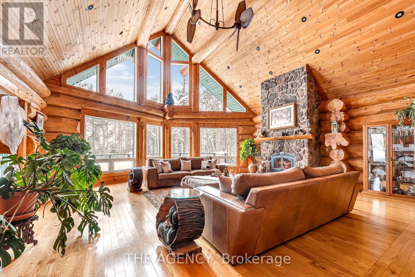 11 Nevis Ridge Drive, Oro-Medonte, Ontario  L0L 1T0 - Photo 11 - S12690384