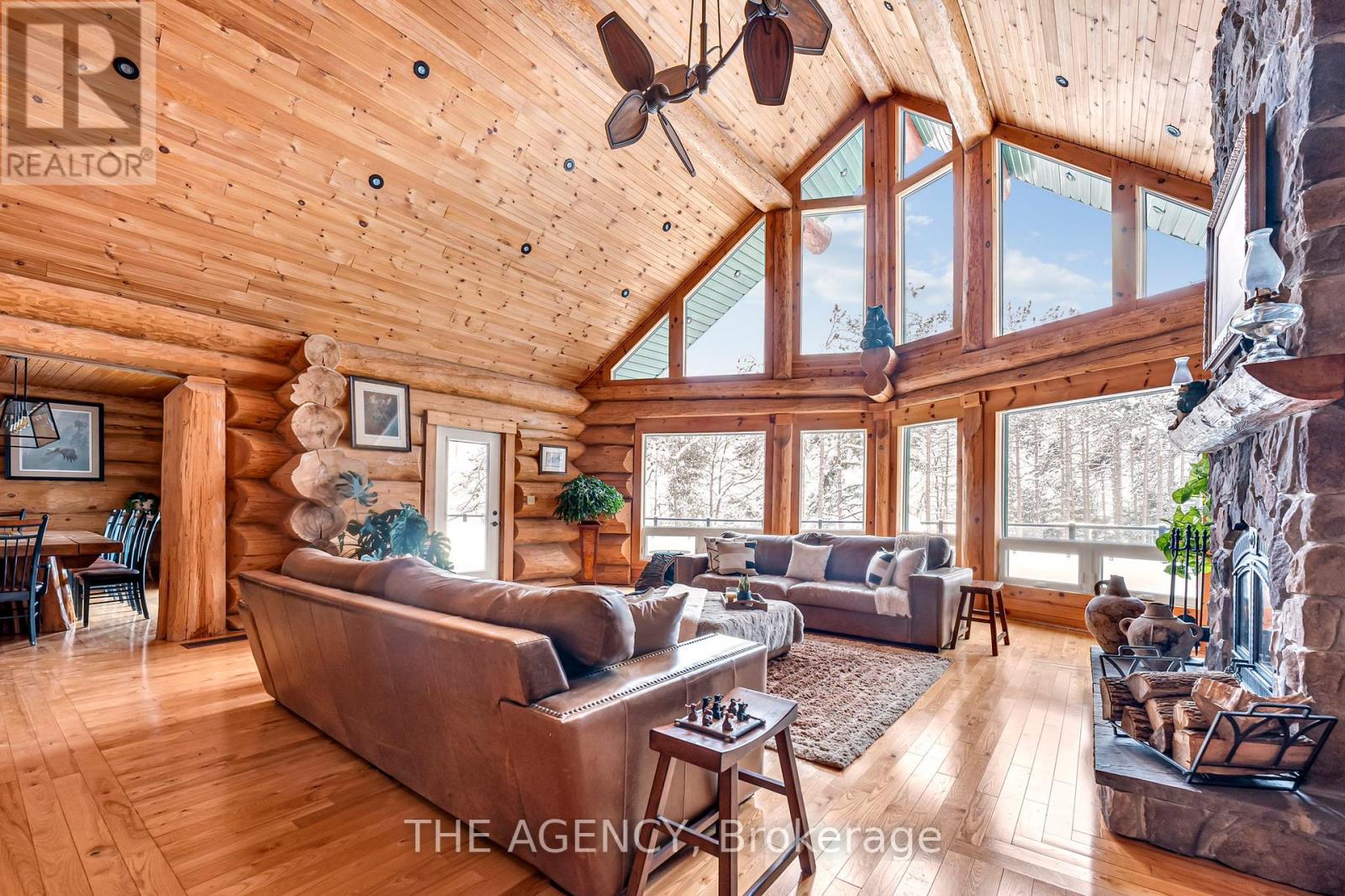 11 Nevis Ridge Drive, Oro-Medonte, Ontario  L0L 1T0 - Photo 12 - S12690384