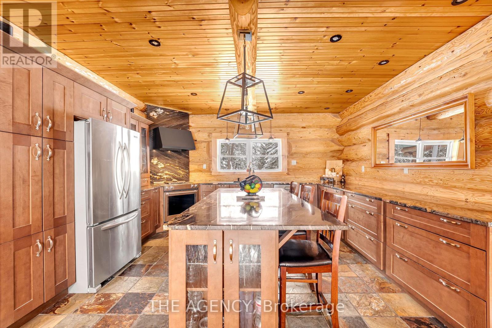 11 Nevis Ridge Drive, Oro-Medonte, Ontario  L0L 1T0 - Photo 16 - S12690384