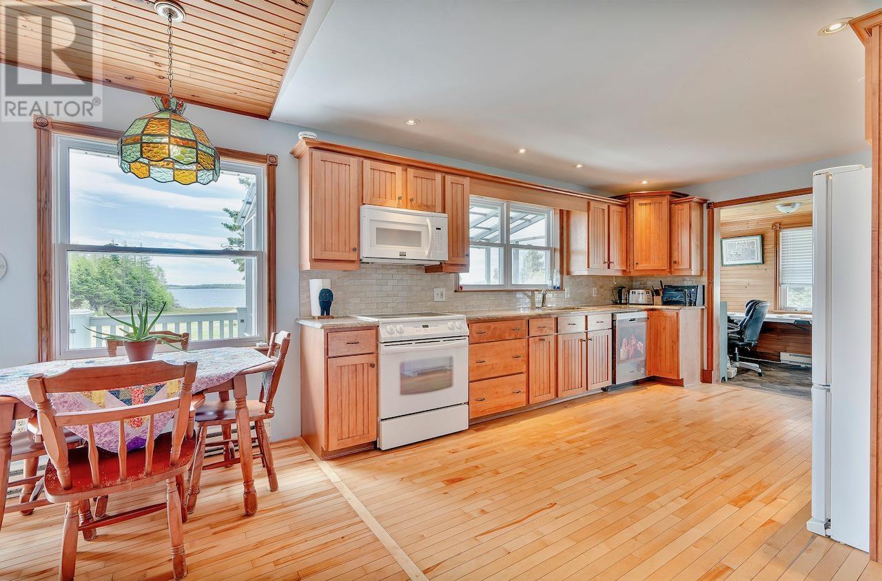 107 Sloane Road, Newport, Prince Edward Island  C0A 1G0 - Photo 9 - 202600674