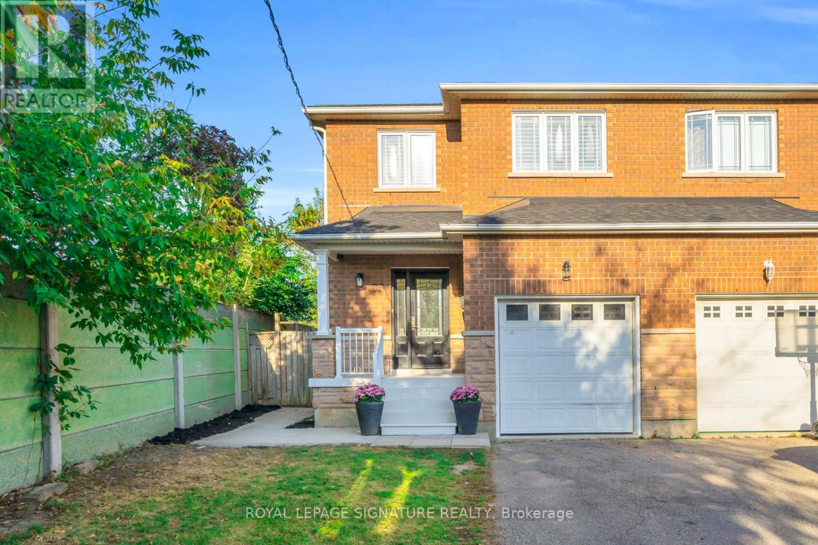 75 THIRTY SECOND STREET, Toronto, Ontario