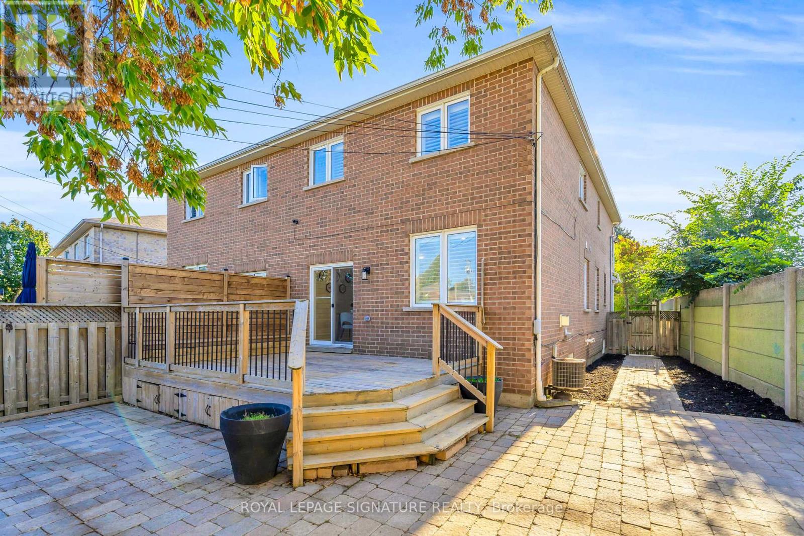 75 Thirty Second Street, Toronto, Ontario  M8W 3G5 - Photo 25 - W12690404