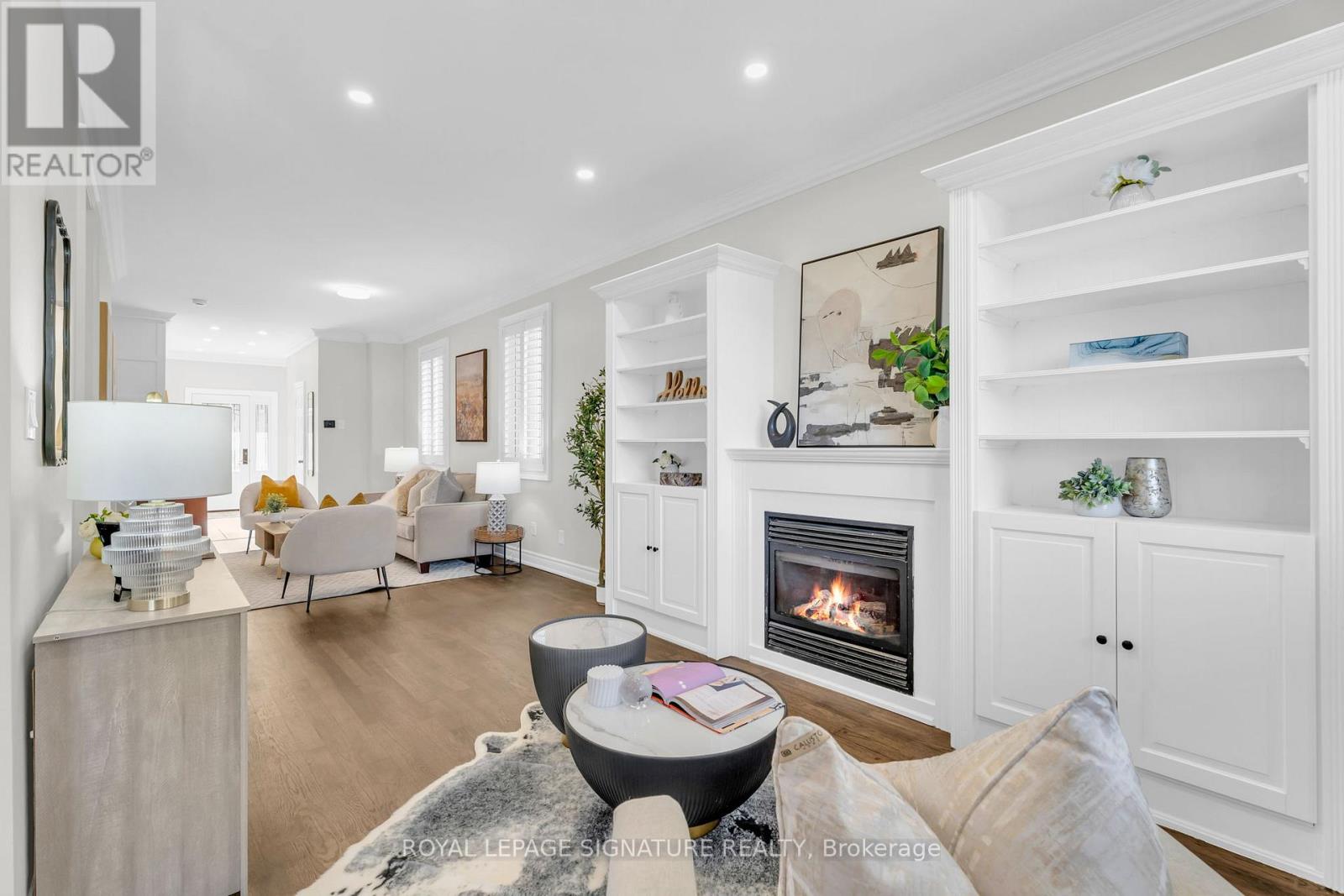 75 Thirty Second Street, Toronto, Ontario  M8W 3G5 - Photo 8 - W12690404