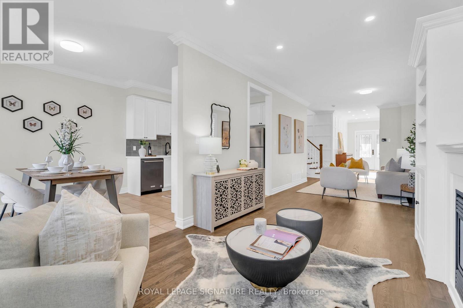 75 Thirty Second Street, Toronto, Ontario  M8W 3G5 - Photo 9 - W12690404