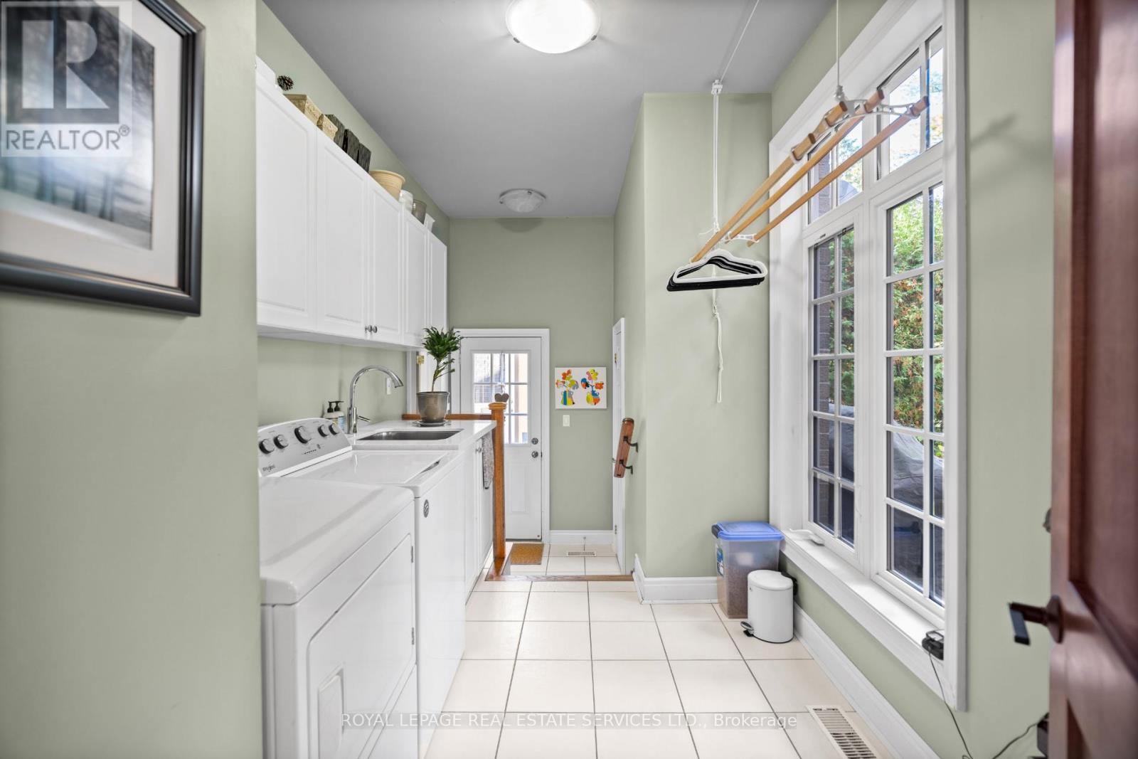 4 Reigate Road, Toronto, Ontario  M9A 2Y2 - Photo 19 - W12690452