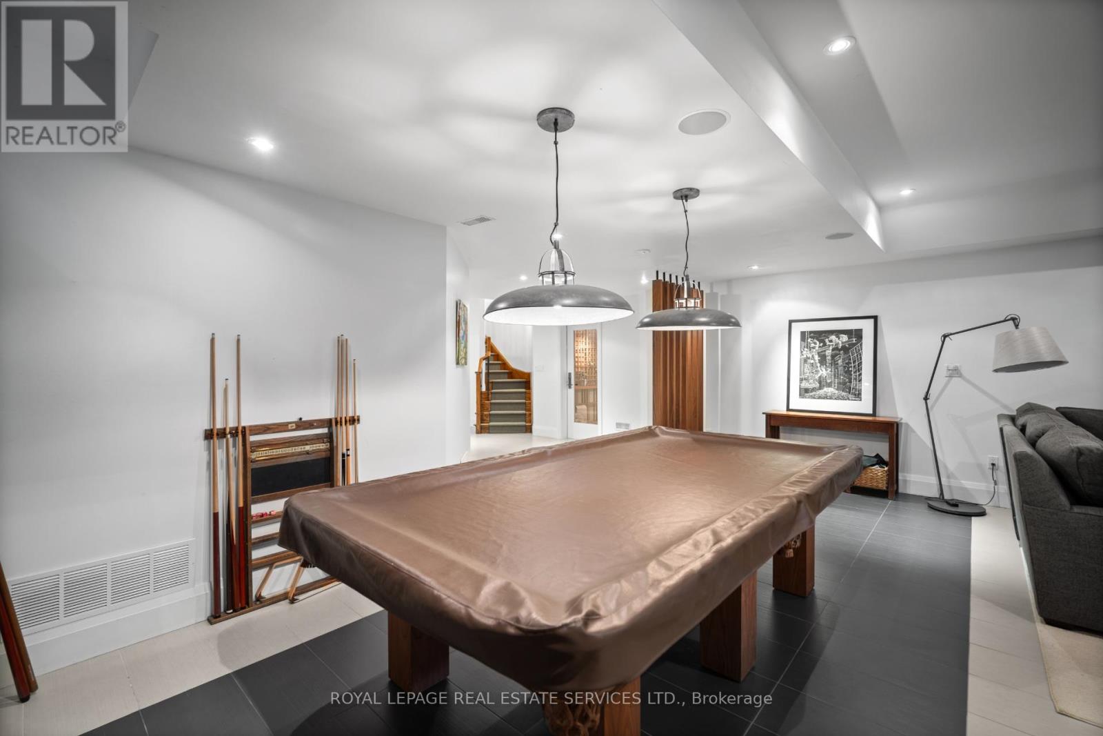 4 Reigate Road, Toronto, Ontario  M9A 2Y2 - Photo 33 - W12690452