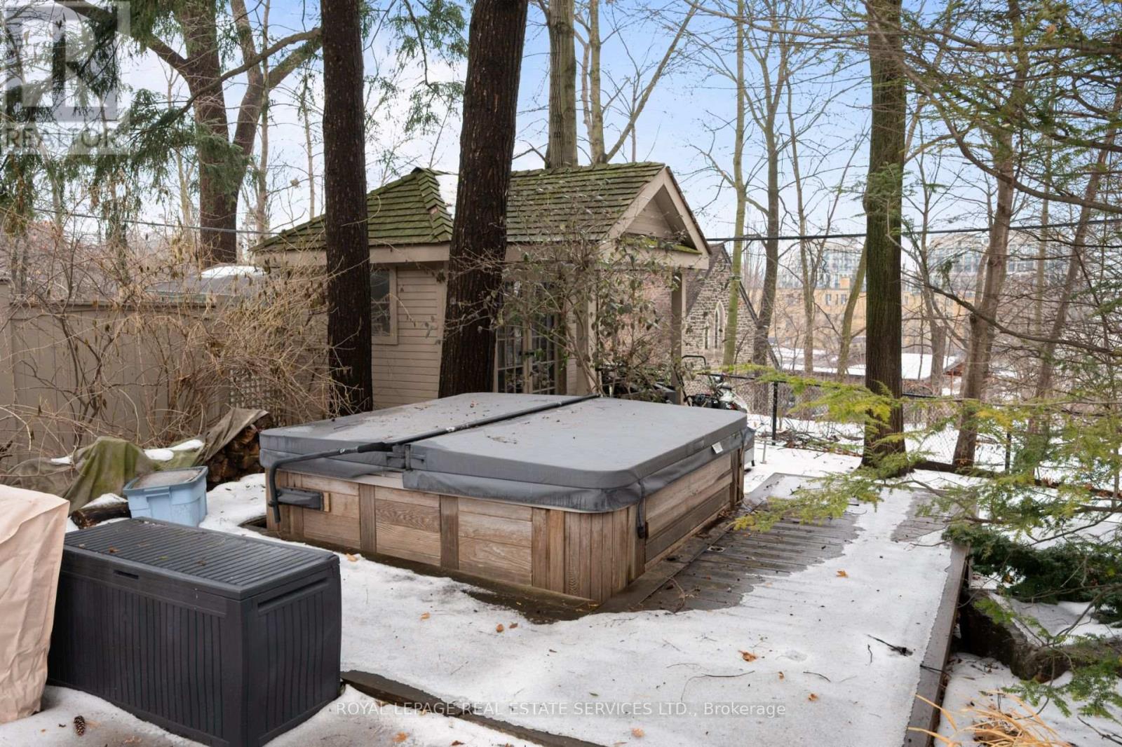 4 Reigate Road, Toronto, Ontario  M9A 2Y2 - Photo 44 - W12690452