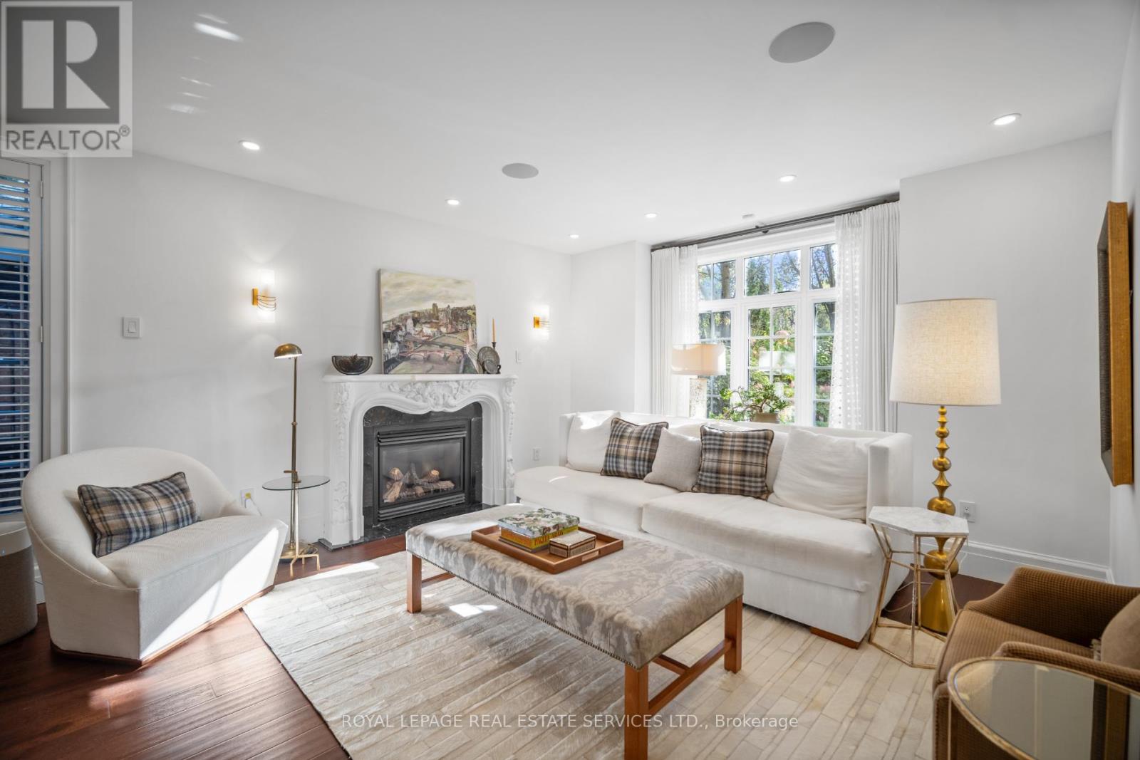 4 Reigate Road, Toronto, Ontario  M9A 2Y2 - Photo 5 - W12690452