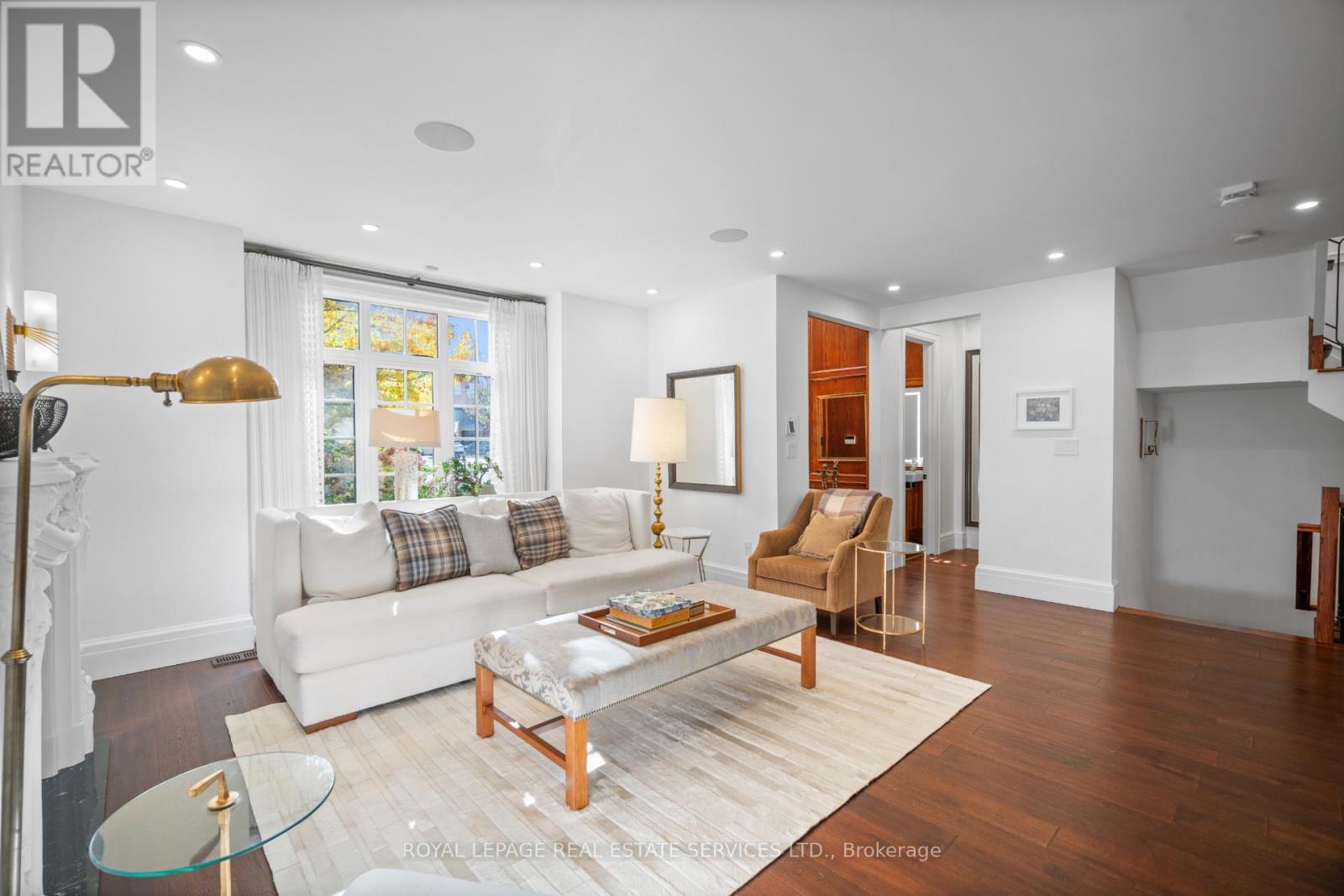 4 Reigate Road, Toronto, Ontario  M9A 2Y2 - Photo 6 - W12690452