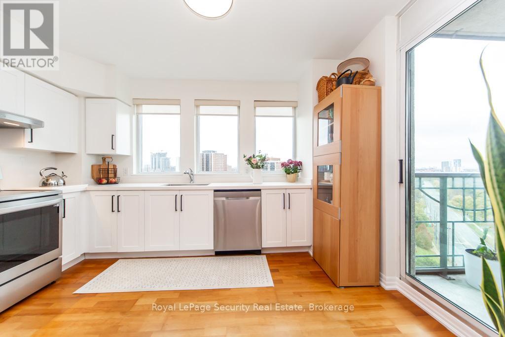 1402 - 38 Fontenay Court, Toronto, Ontario  M9A 5H5 - Photo 14 - W12690460