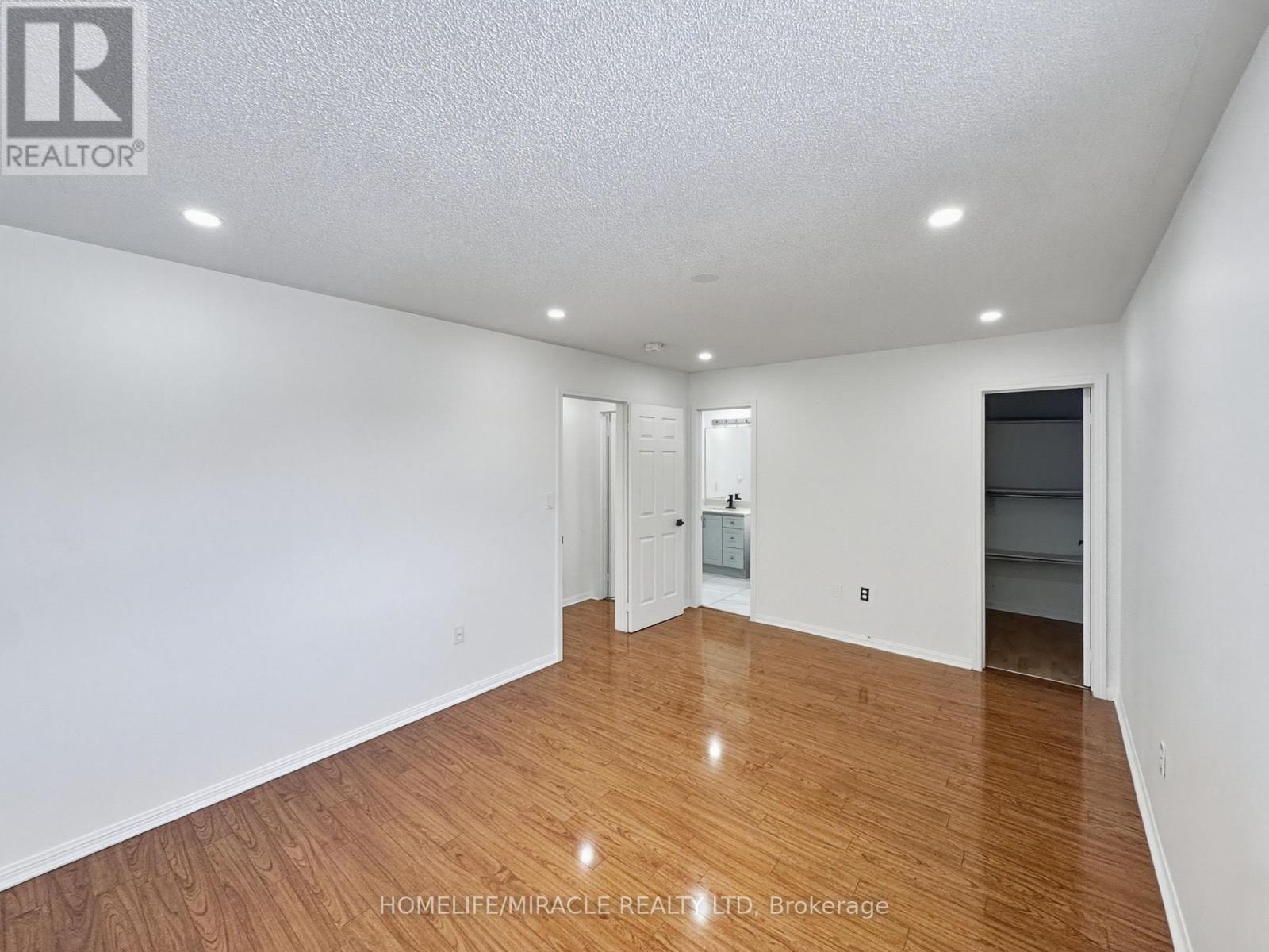 7 Narrow Valley Crescent, Brampton, Ontario  L6R 2M6 - Photo 15 - W12690462