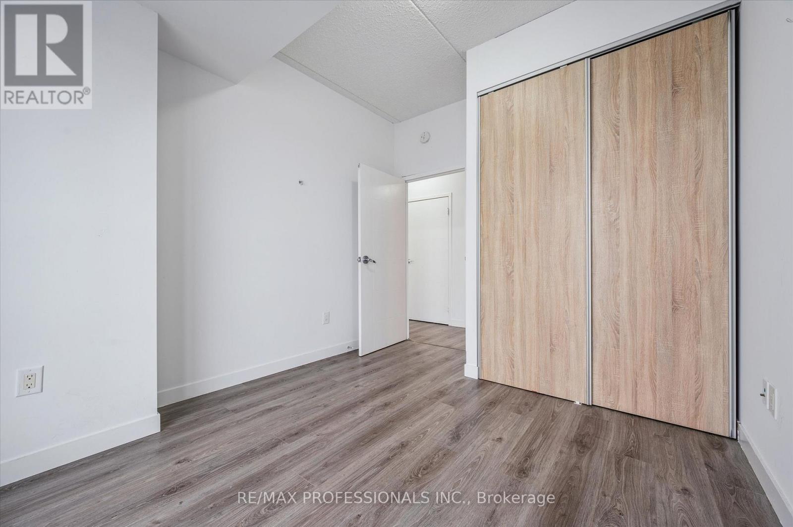 2103 - 318 Spruce Street, Waterloo, Ontario  N2L 0E9 - Photo 14 - X12690414