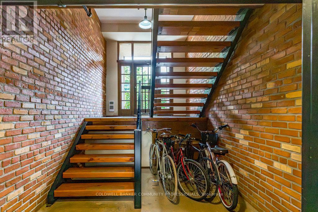 44 - 36 Margaret Street, Hamilton, Ontario  L8P 4C8 - Photo 6 - X12690424