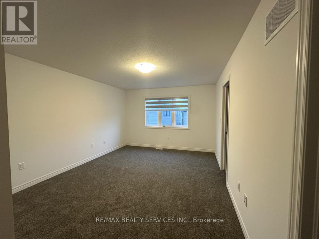 236 Longboat Run W, Brantford, Ontario  N3T 0X1 - Photo 14 - X12690442