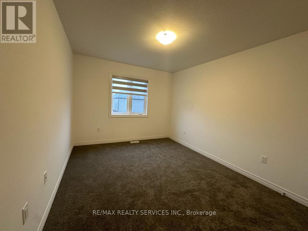 236 Longboat Run W, Brantford, Ontario  N3T 0X1 - Photo 15 - X12690442