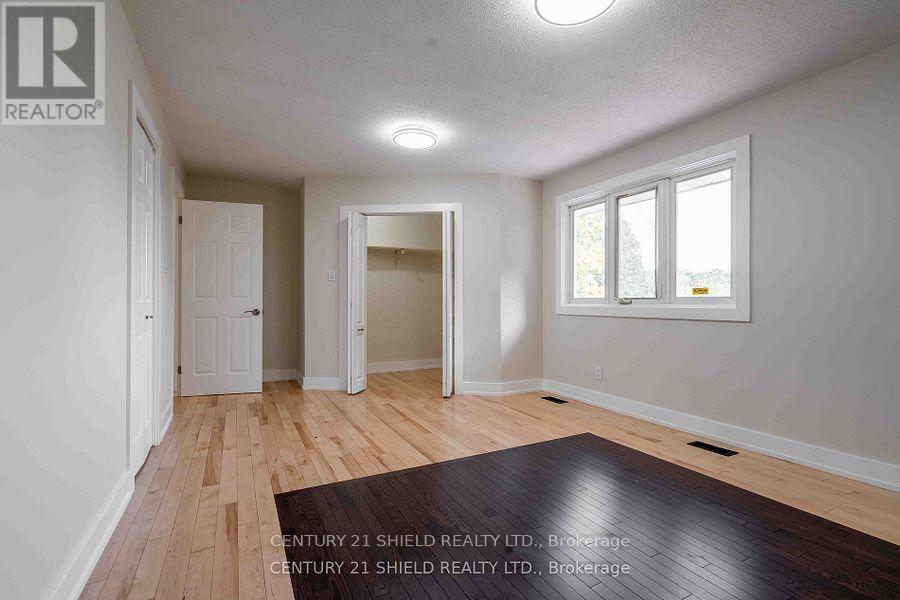 18915 Glen Road, South Glengarry, Ontario  K0C 2J0 - Photo 13 - X12690546