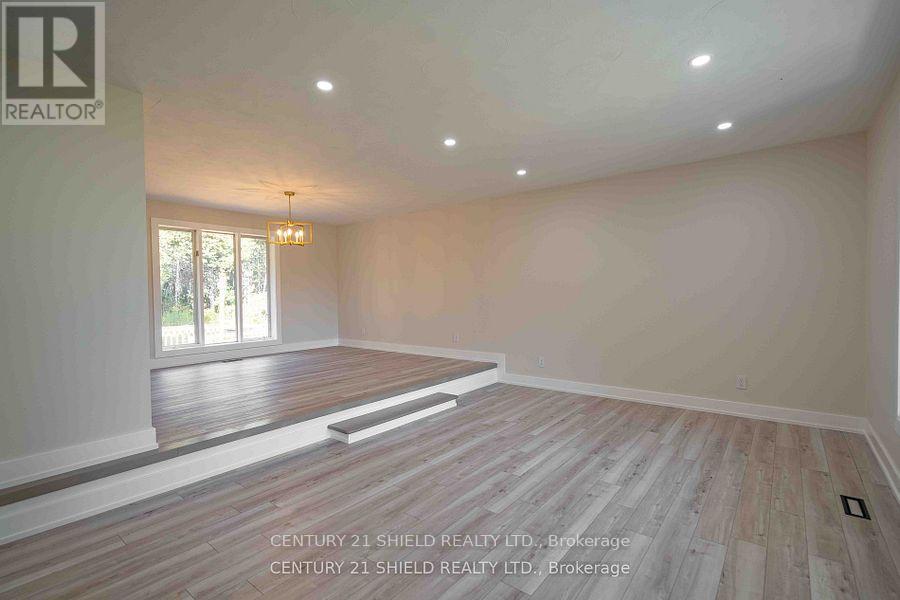 18915 Glen Road, South Glengarry, Ontario  K0C 2J0 - Photo 18 - X12690546