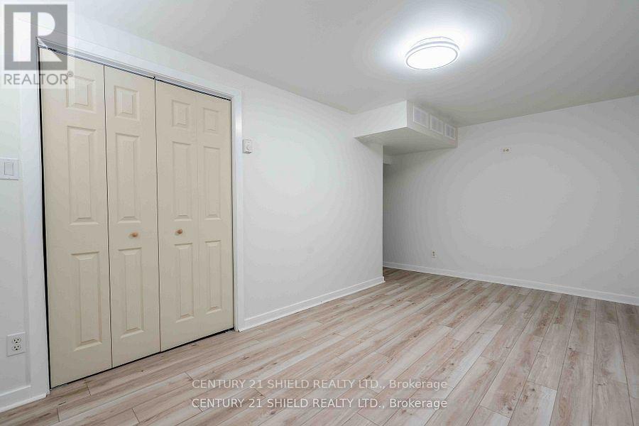 18915 Glen Road, South Glengarry, Ontario  K0C 2J0 - Photo 5 - X12690546