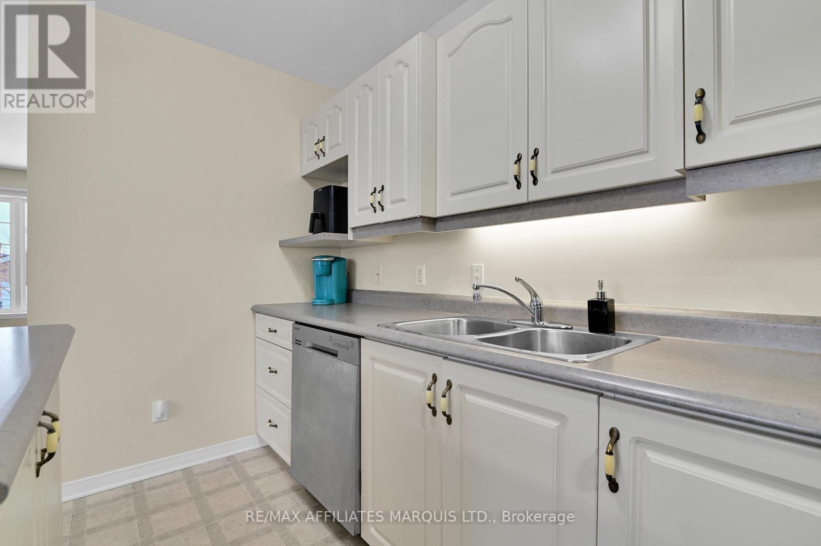 2241 Glen Brook Drive, Cornwall, Ontario  K6H 7N1 - Photo 15 - X12690584