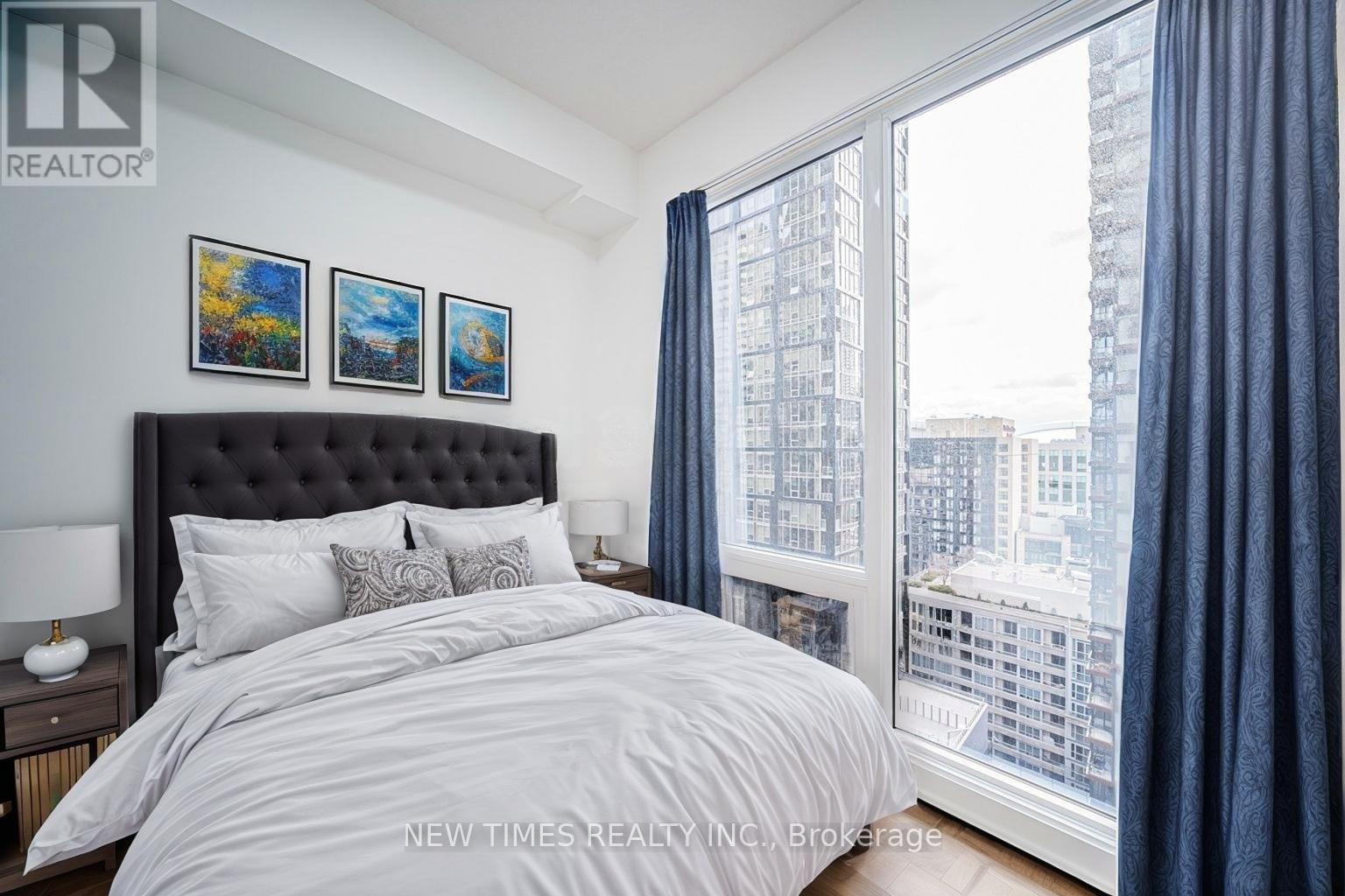 2102 - 125 Blue Jays Way, Toronto, Ontario  M5V 0N5 - Photo 4 - C12683136