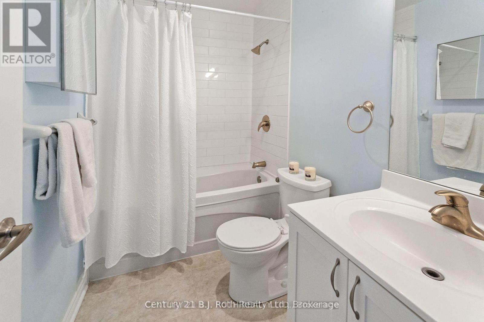 211 - 354 Atherley Road, Orillia, Ontario  L3V 0B8 - Photo 13 - S12690650