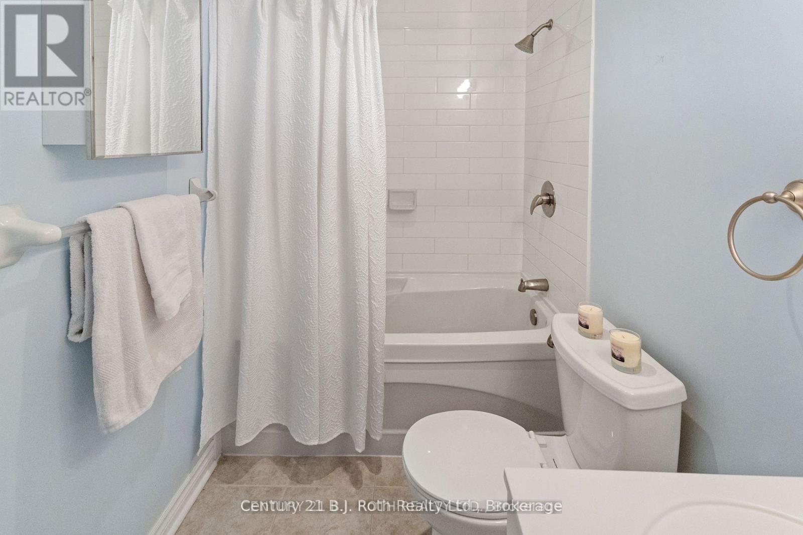 211 - 354 Atherley Road, Orillia, Ontario  L3V 0B8 - Photo 14 - S12690650