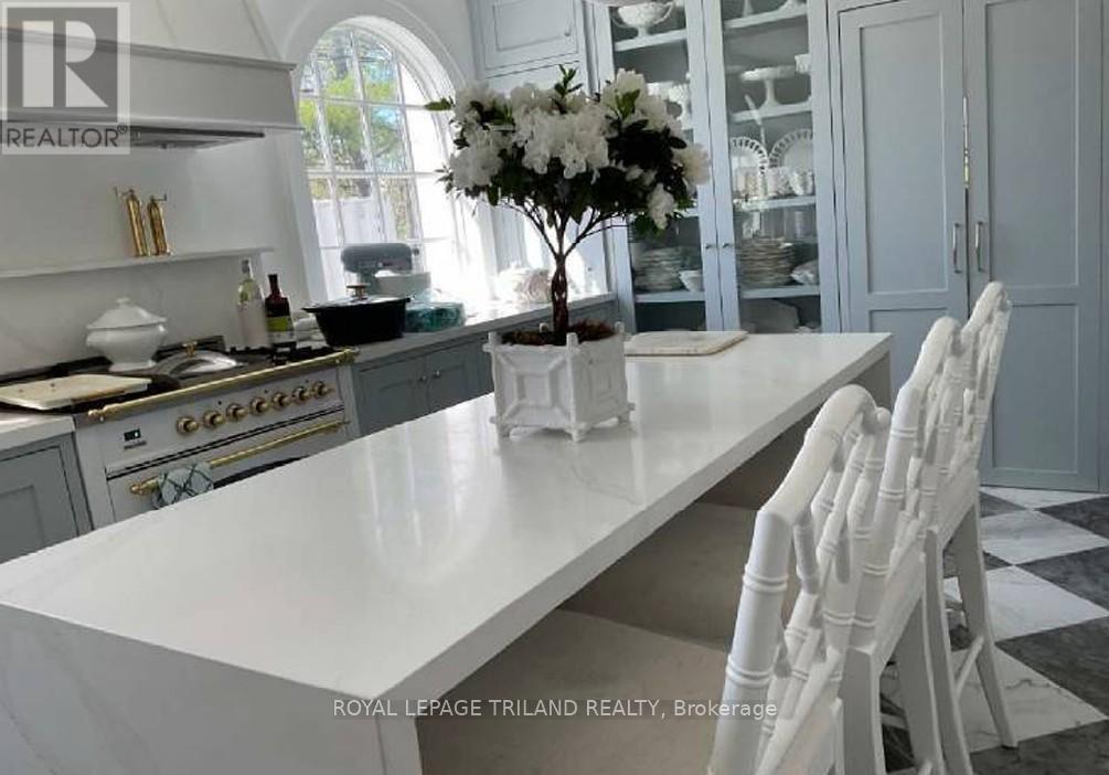 1965 Highland Heights, London South, Ontario  N6C 6C4 - Photo 15 - X12670878