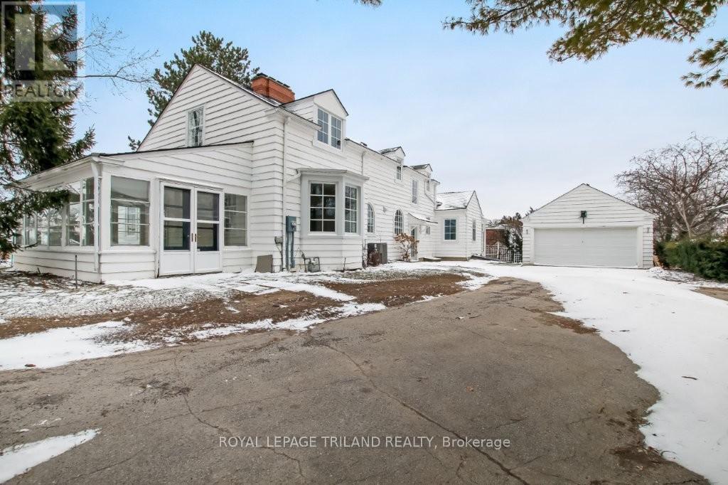 1965 Highland Heights, London South, Ontario  N6C 6C4 - Photo 44 - X12670878