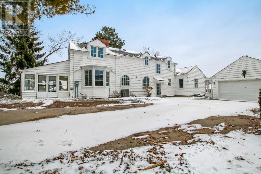 1965 Highland Heights, London South, Ontario  N6C 6C4 - Photo 6 - X12670878