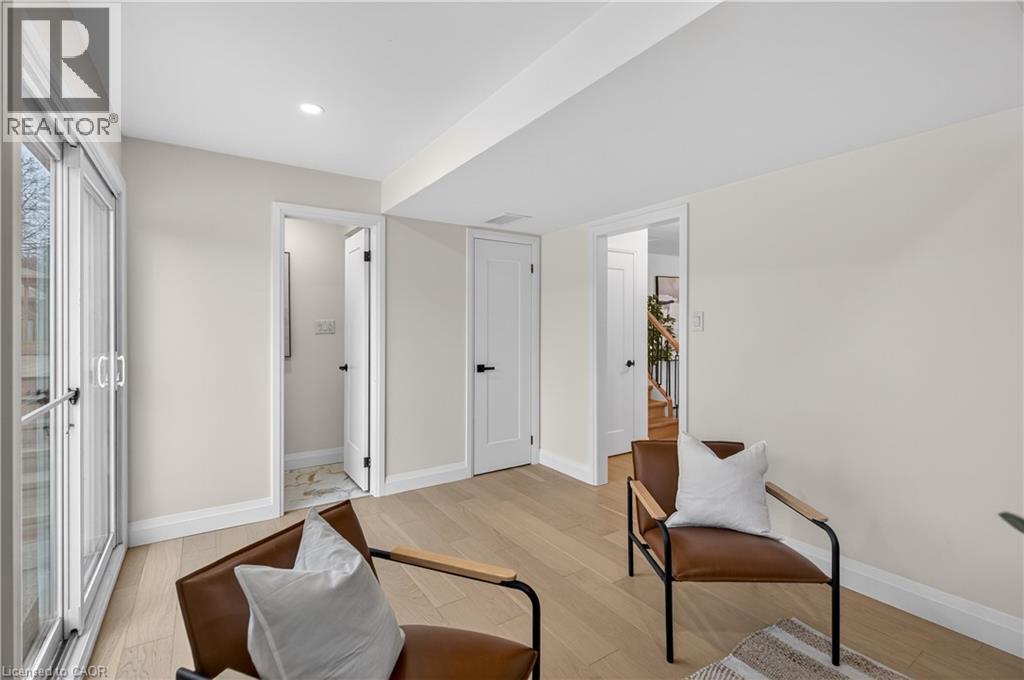 5375 Riverside Drive, Burlington, Ontario  L7L 3X9 - Photo 8 - 40797674