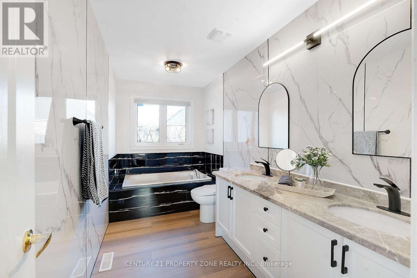 30 Grouse Lane, Brampton, Ontario  L6Y 5L1 - Photo 27 - W12688634