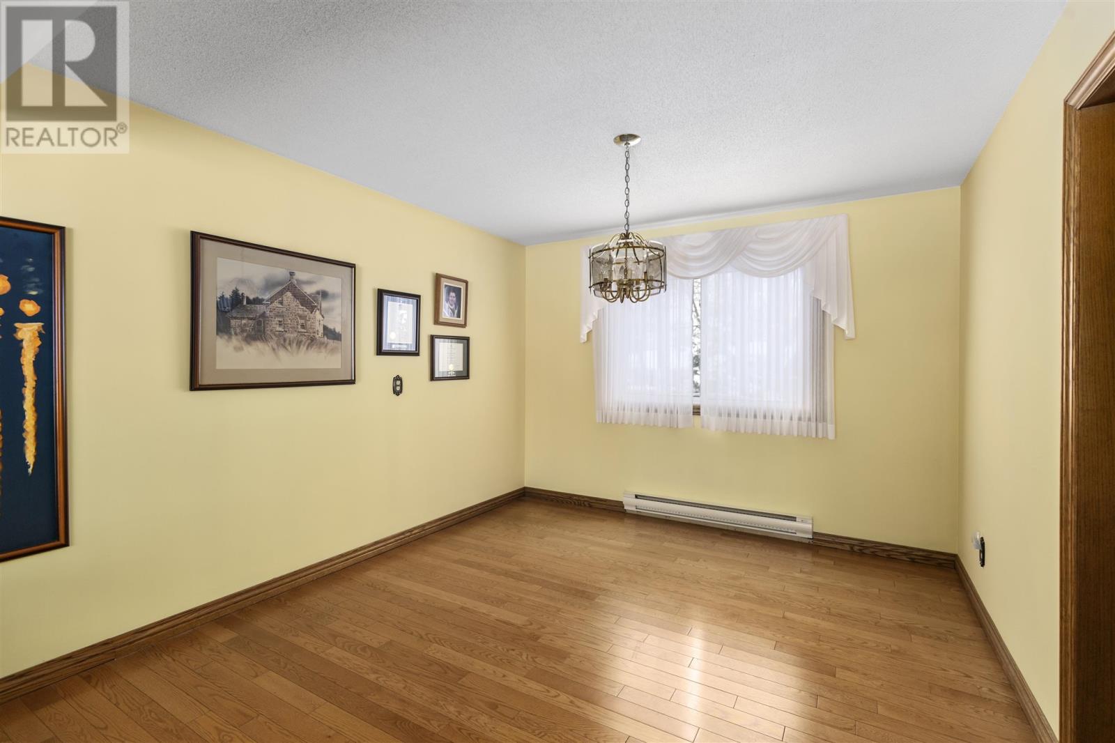 121 Pleasant Dr, Sault Ste. Marie, Ontario  P6B 4E1 - Photo 9 - SM253497