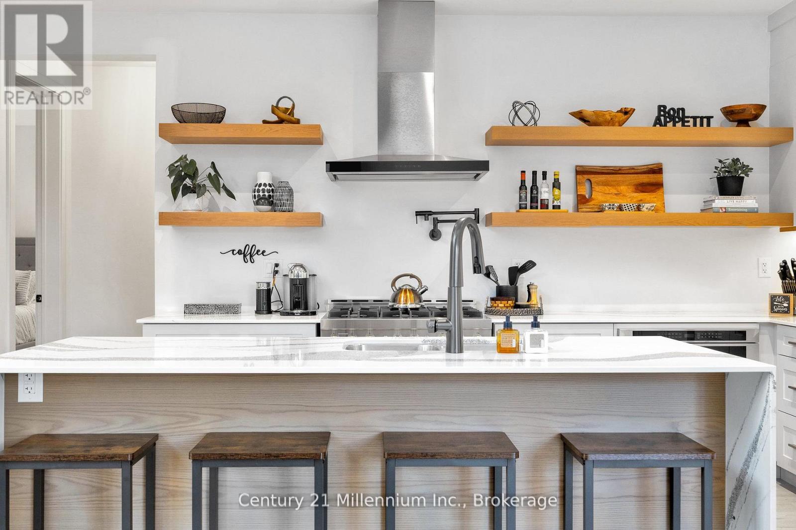 117 Tekiah Road, Blue Mountains, Ontario  N0H 1J0 - Photo 16 - X12690748