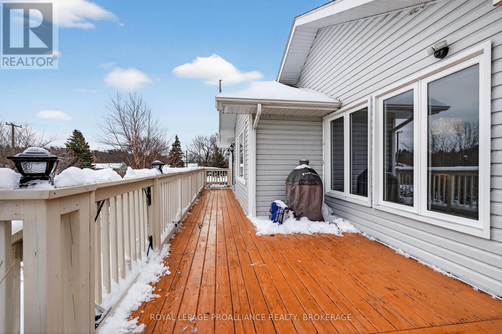 1360 Perradice Drive, Kingston, Ontario  K7L 5H6 - Photo 36 - X12690658