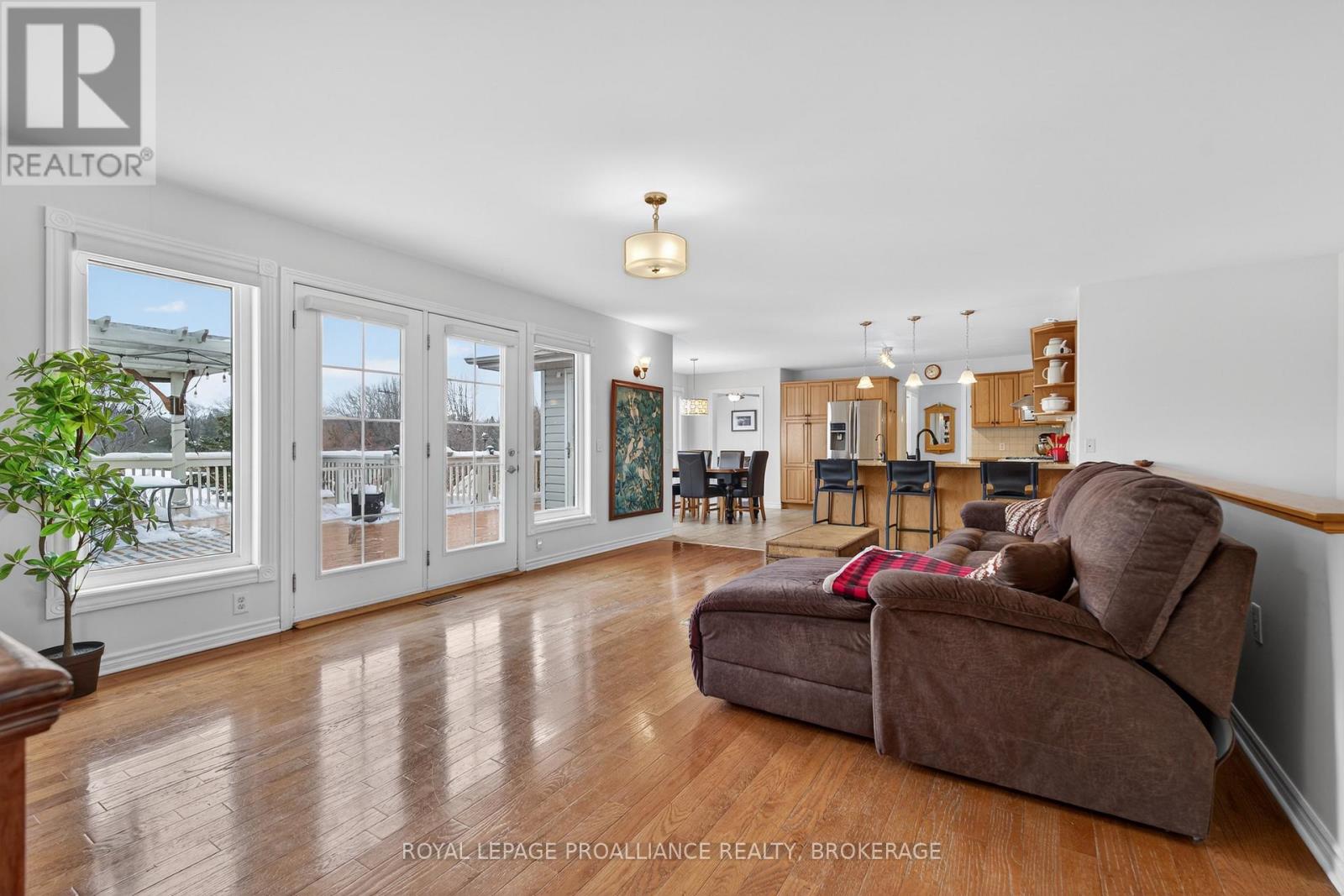 1360 Perradice Drive, Kingston, Ontario  K7L 5H6 - Photo 6 - X12690658