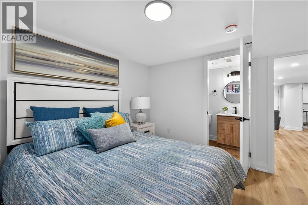 50 Mountain Avenue N, Stoney Creek, Ontario  L8G 3N9 - Photo 36 - 40797976