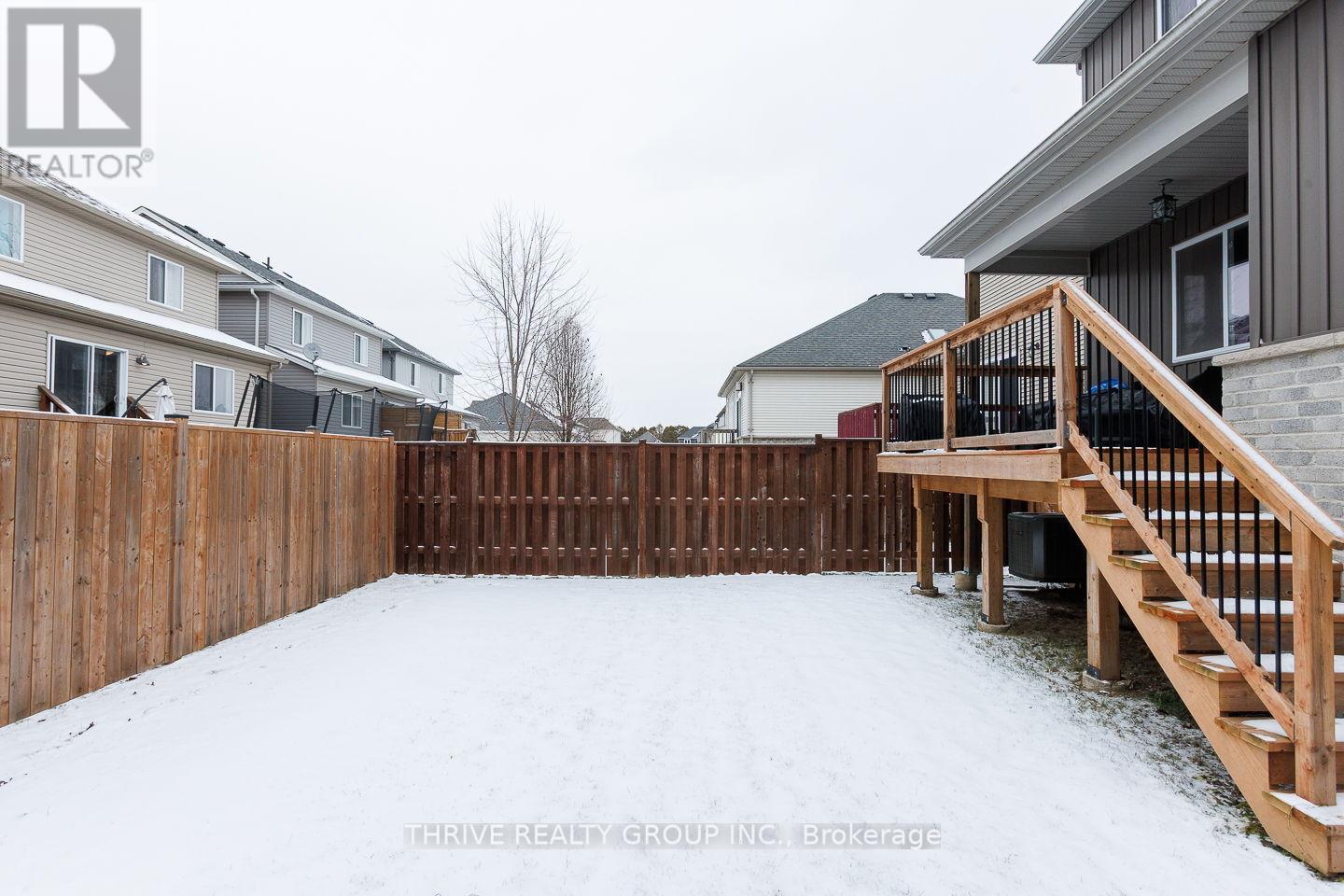 33 Abbott Street, Strathroy-Caradoc, Ontario  N7G 0B6 - Photo 34 - X12690646