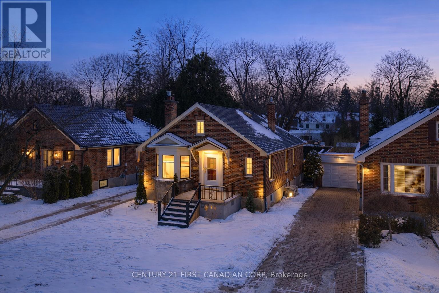 961 Harrison Avenue, London East, Ontario  N5Y 2T8 - Photo 3 - X12690662