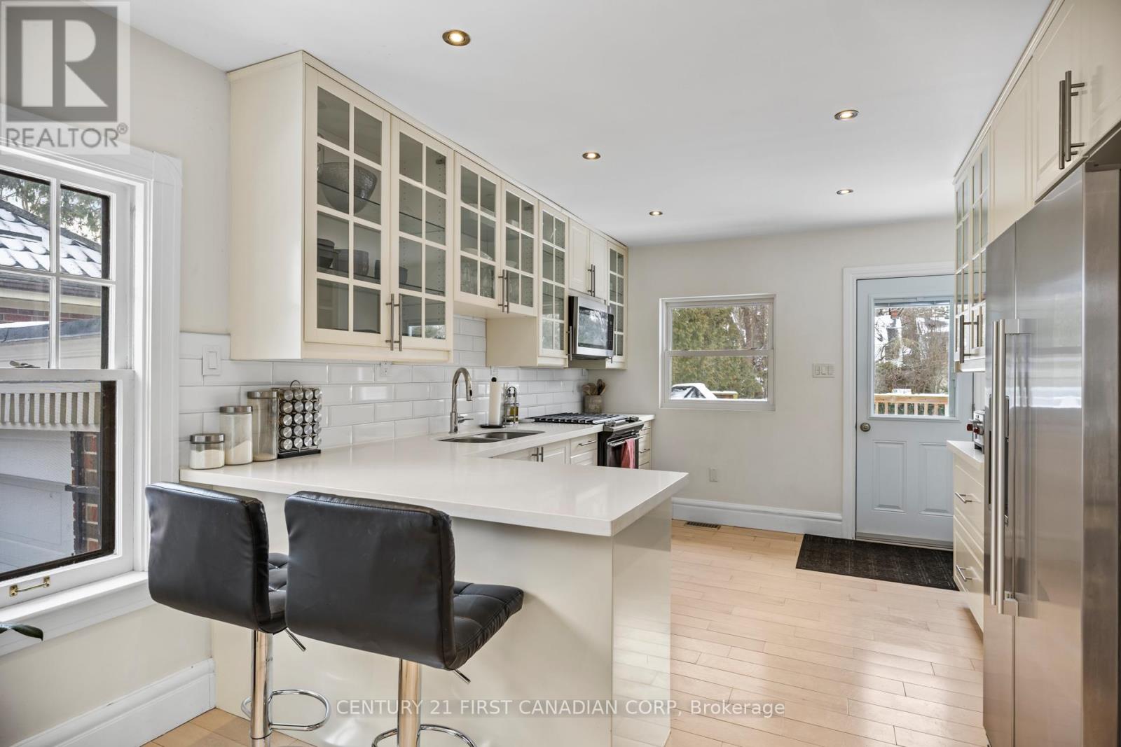 961 Harrison Avenue, London East, Ontario  N5Y 2T8 - Photo 9 - X12690662