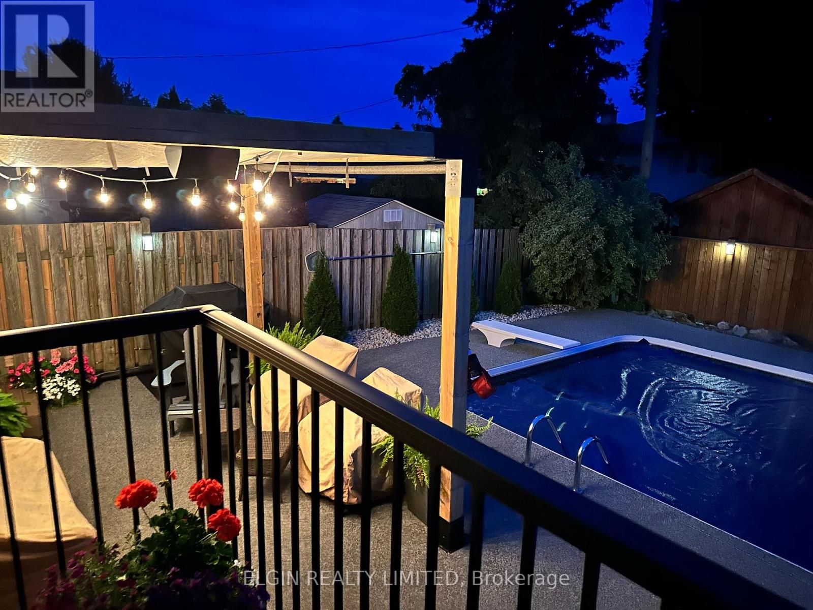 39 Luton Crescent, St. Thomas, Ontario  N5R 5J9 - Photo 17 - X12690692