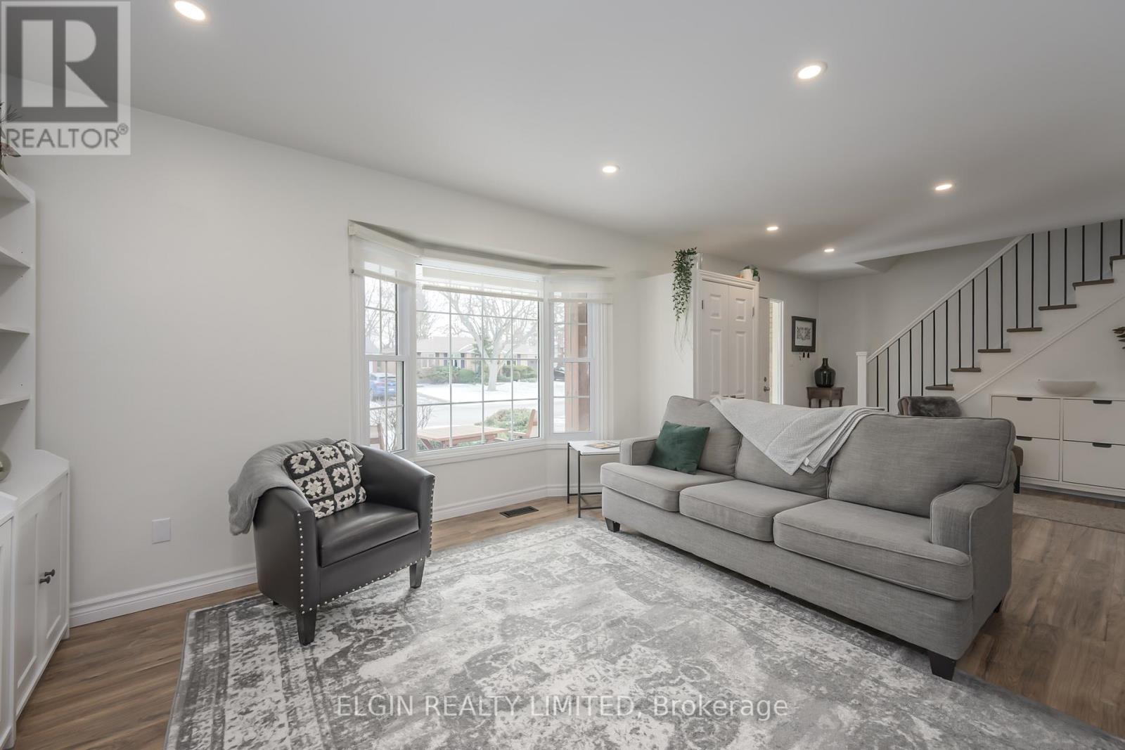 39 Luton Crescent, St. Thomas, Ontario  N5R 5J9 - Photo 22 - X12690692