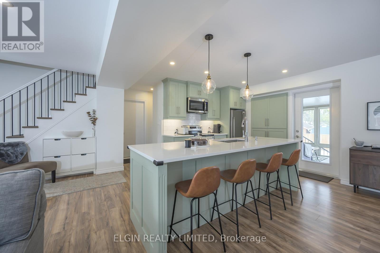 39 Luton Crescent, St. Thomas, Ontario  N5R 5J9 - Photo 25 - X12690692