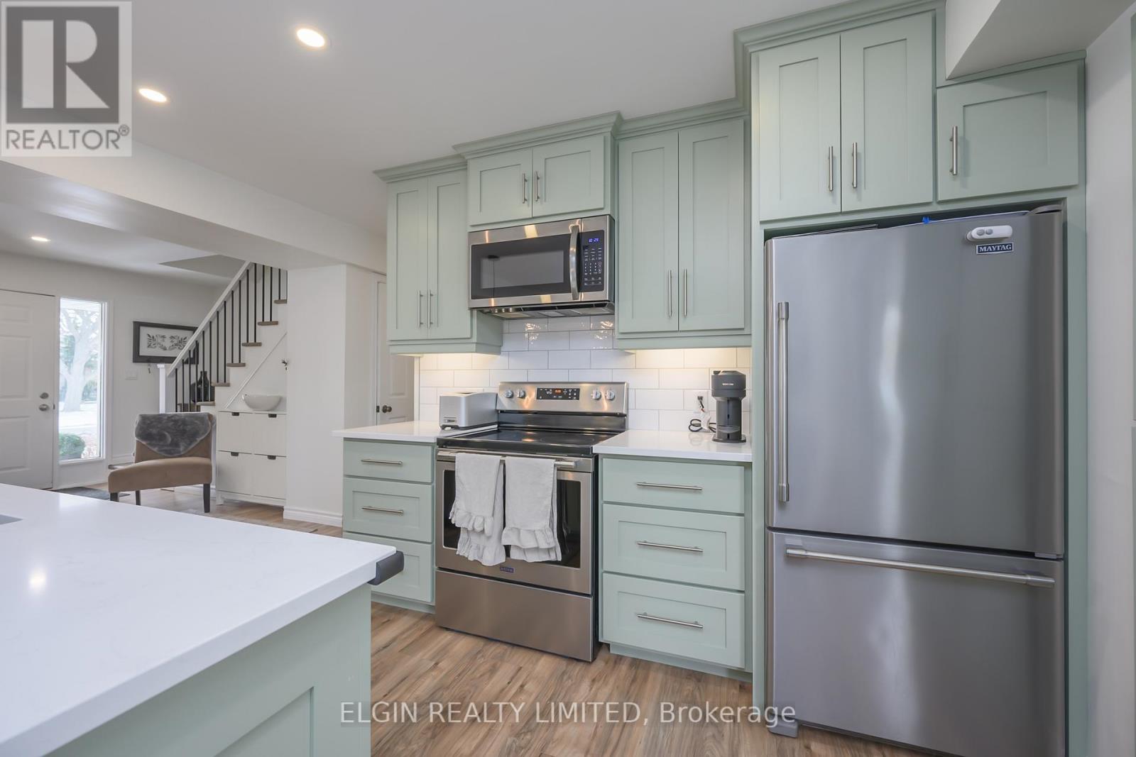 39 Luton Crescent, St. Thomas, Ontario  N5R 5J9 - Photo 28 - X12690692