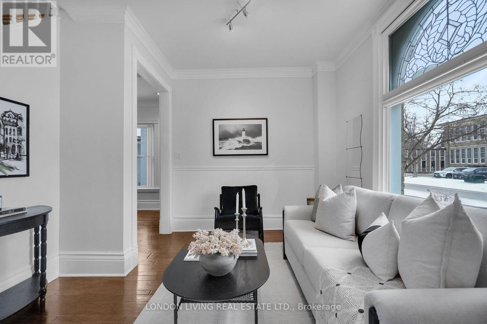 182 Briscoe Street E, London South, Ontario  N6C 1X3 - Photo 18 - X12690768