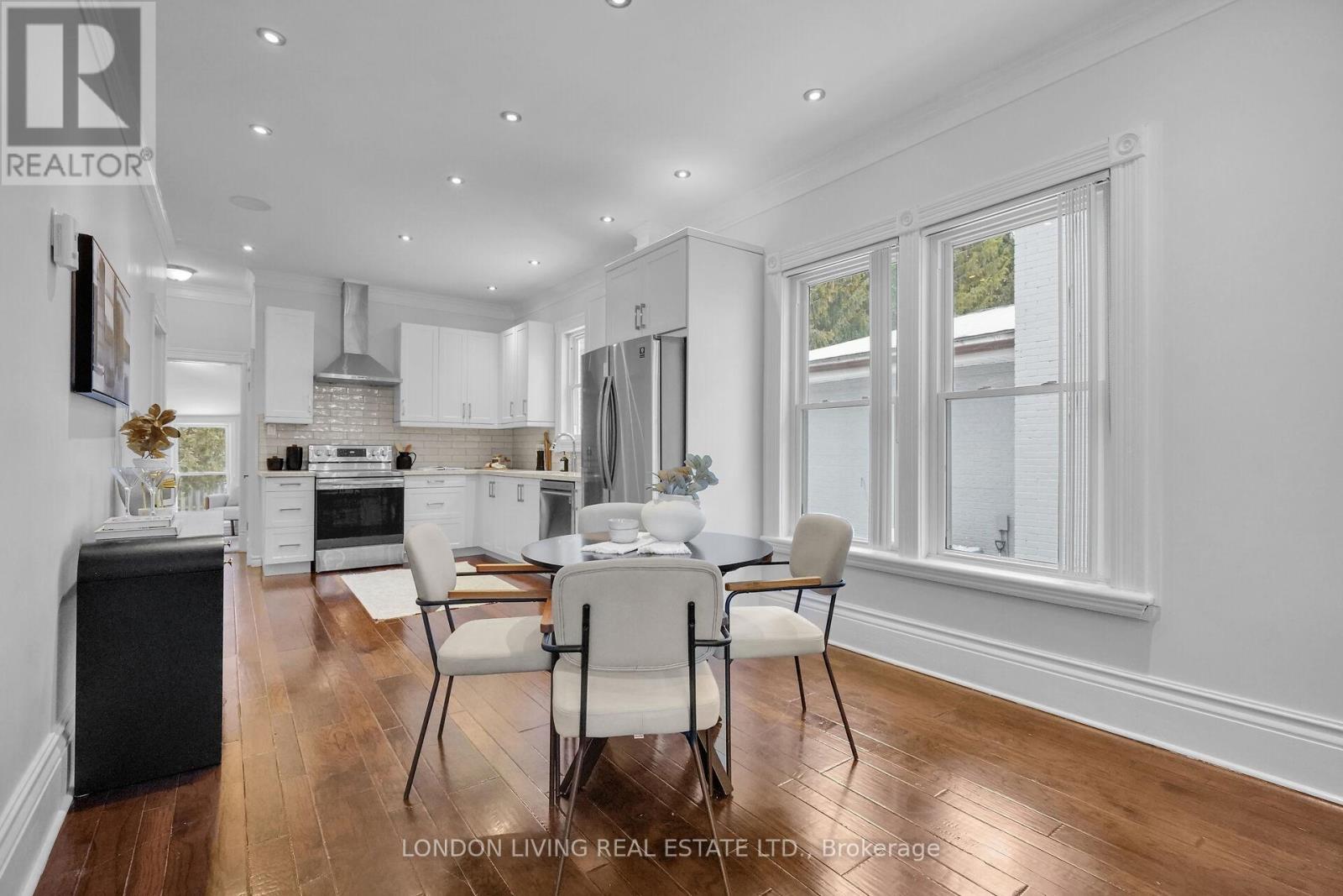 182 Briscoe Street E, London South, Ontario  N6C 1X3 - Photo 6 - X12690768